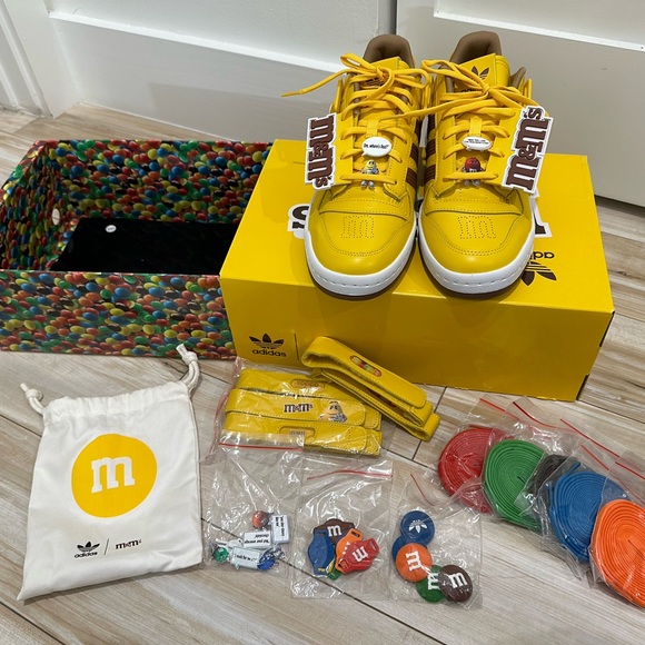 Forum 84 sneaker in this adidas Forum Low M& Ms. - Picture 4 of 9